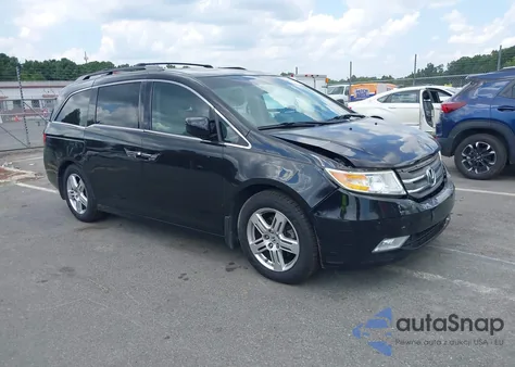 2011 Honda Odyssey Touring/Touring Elite from USA, damaged, VIN 5FNRL5H95BB011580